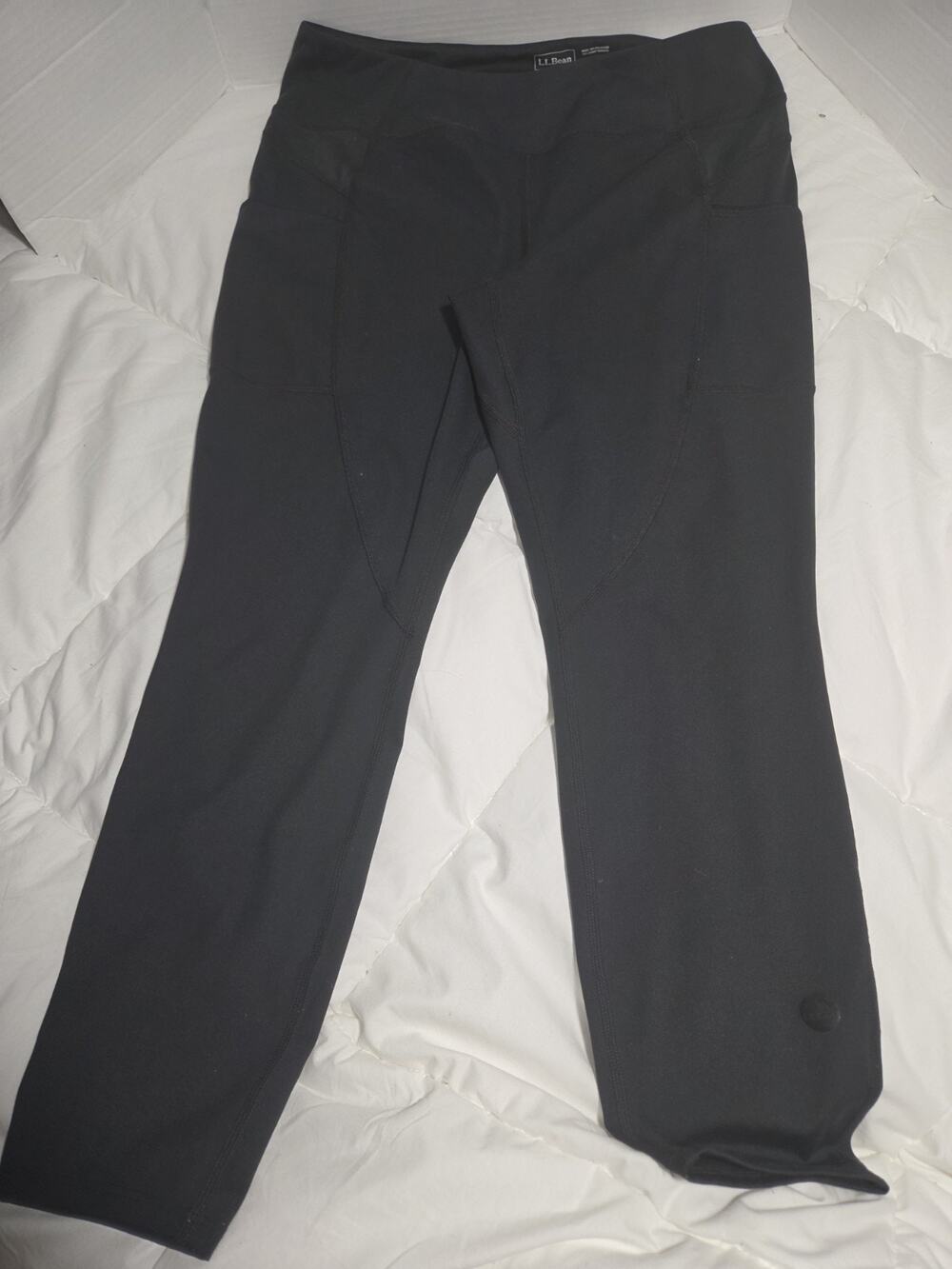 L.L.BEAN Leggings Black Sz L Workout Running Women Yoga Pants Side Pockets Confo